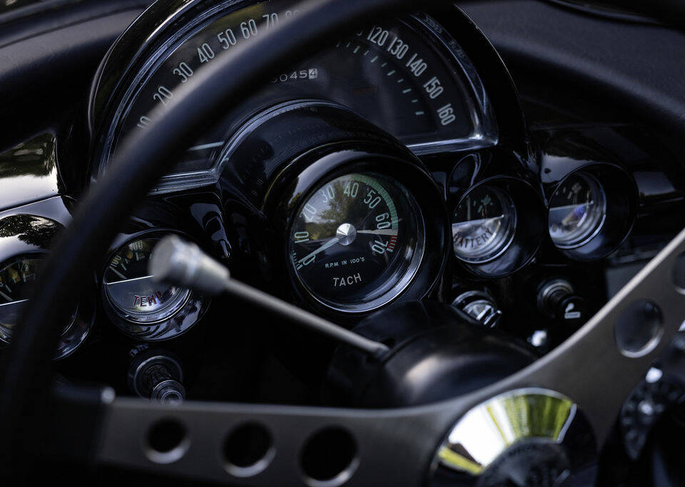 Image 6/7 of Chevrolet Corvette (1961)