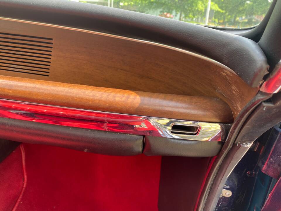 Image 29/79 of BMW 2000 CS (1969)