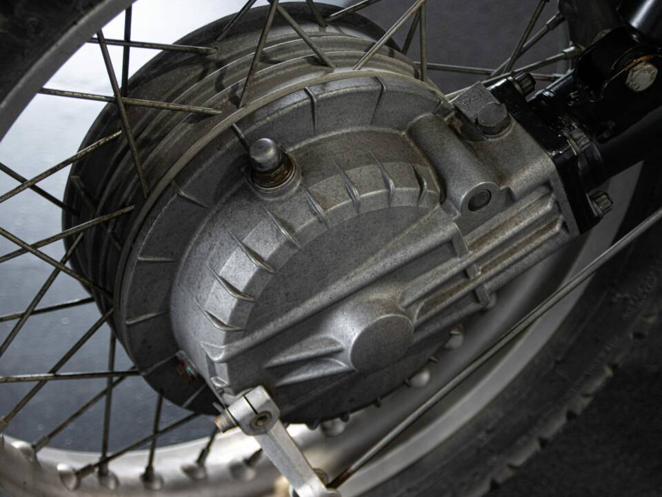 Bild 13/50 von BMW DUMMY (1986)