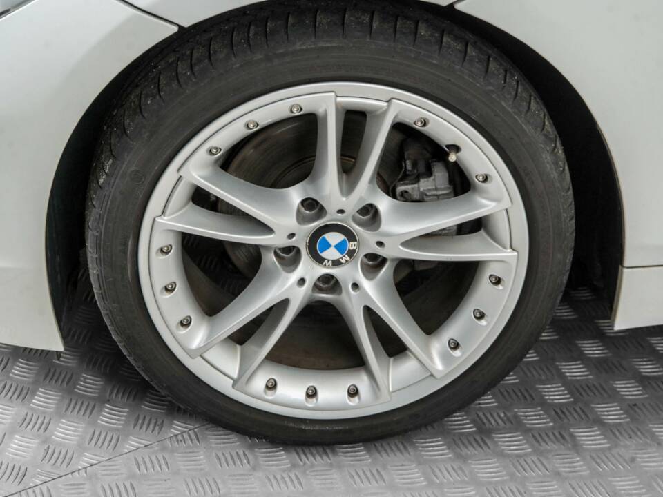 Image 12/50 of BMW Z4 sDrive23i (2010)