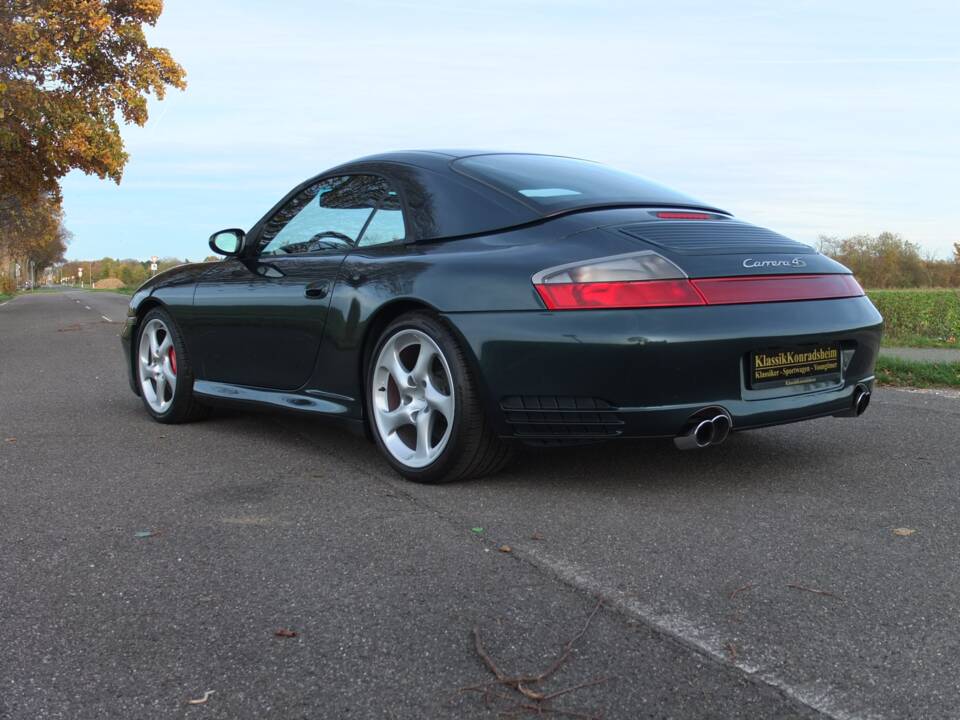 Bild 24/73 von Porsche 911 Carrera 4S (2004)