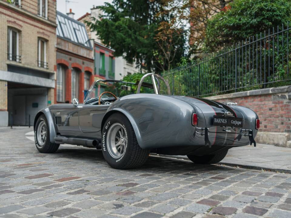 Image 2/16 of AC Cobra 427 (1965)