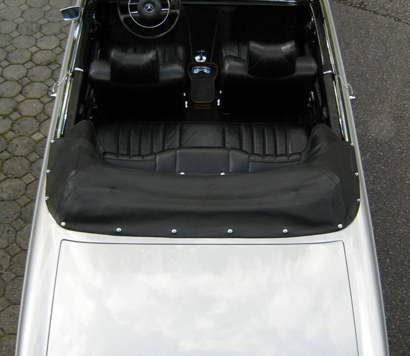 Bild 20/25 von Mercedes-Benz 280 SE (1968)