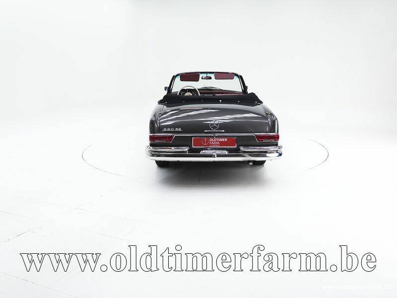 Image 7/15 of Mercedes-Benz 220 SE b (1963)