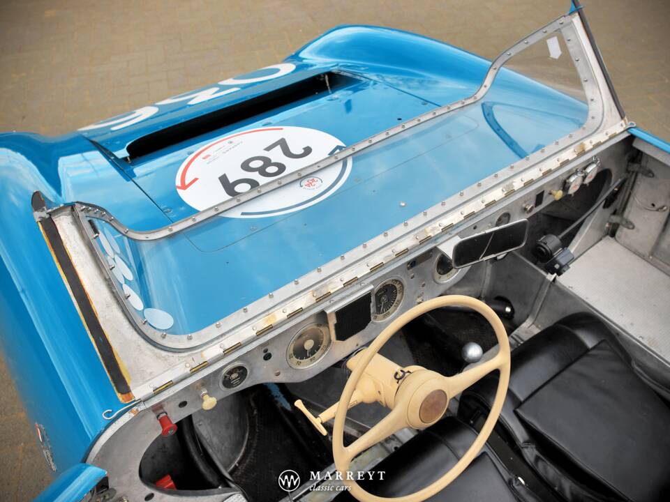 Image 14/43 of Autobleu 750 MM (1954)