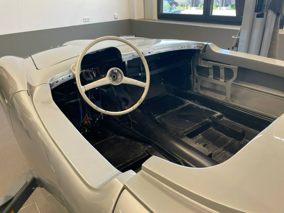 Image 19/54 of Mercedes-Benz 190 SL (1957)