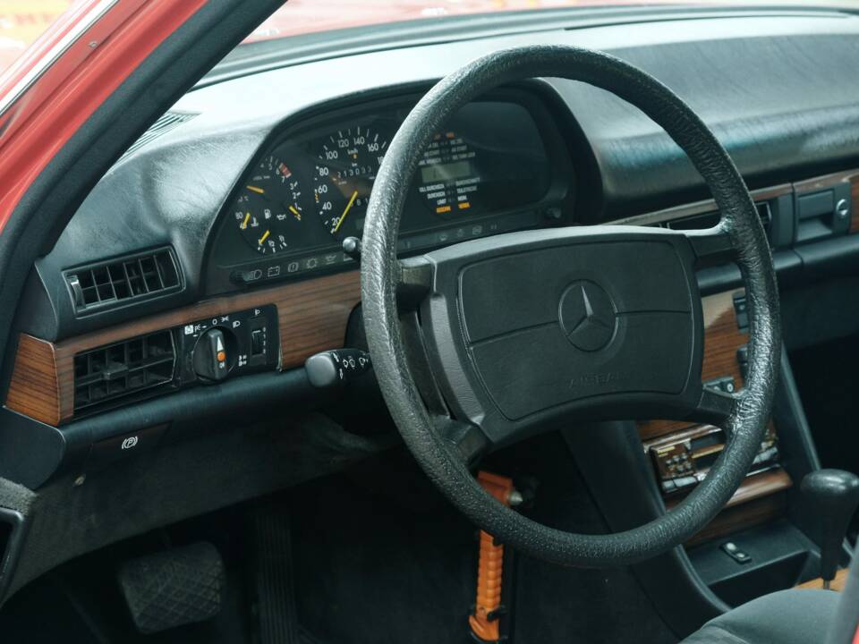 Bild 38/50 von Mercedes-Benz 500 SE (1987)