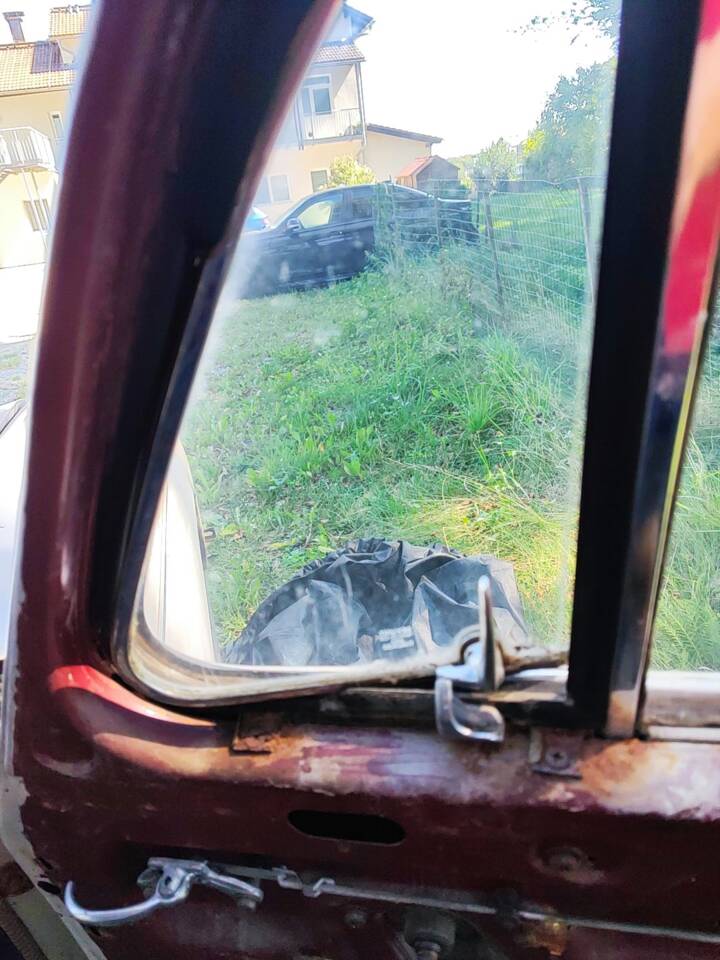 Image 33/50 of Mercedes-Benz 220 S (1958)