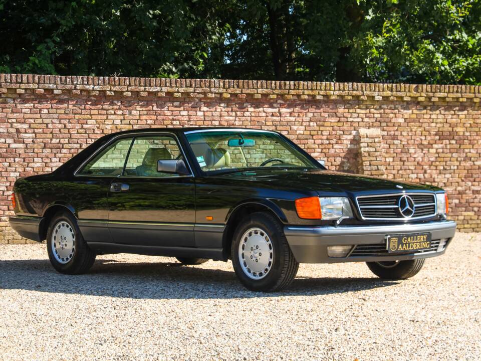 Bild 30/50 von Mercedes-Benz 560 SEC (1987)