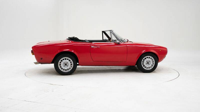 Bild 6/15 von FIAT 124 Sport Spider (1969)