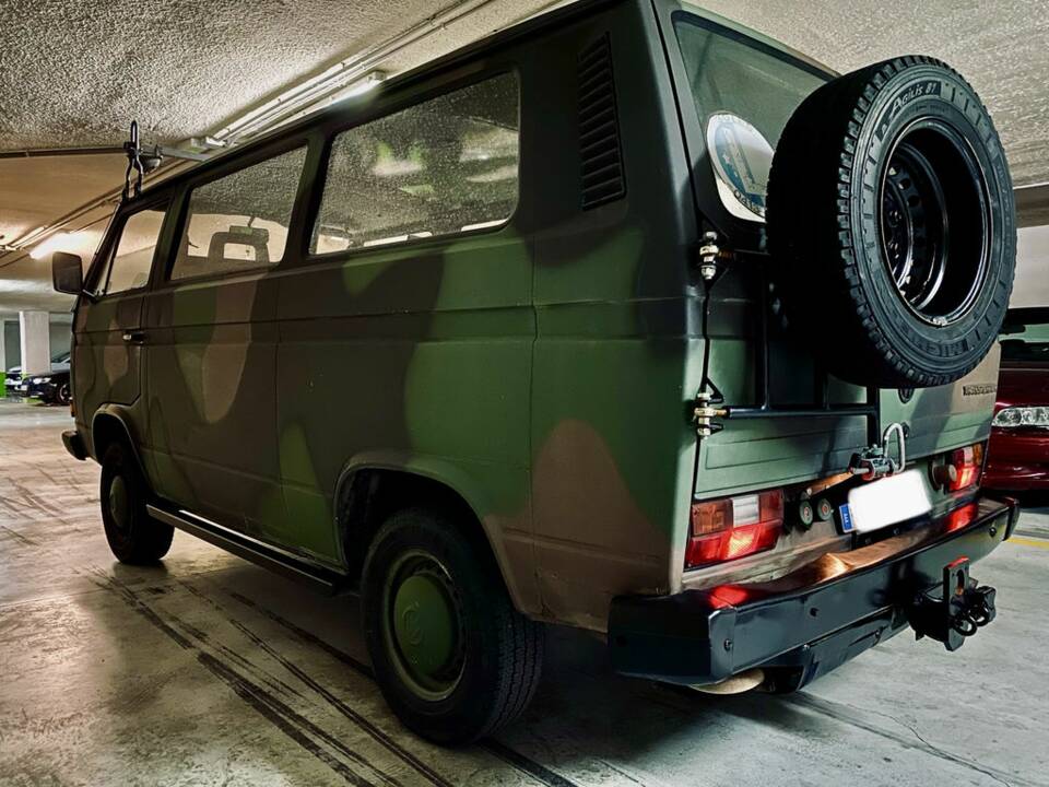Bild 5/6 von Volkswagen T3 Caravelle 2.1 (1989)