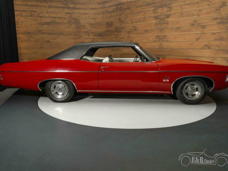 Image 11/19 of Chevrolet Impala SS Sport Coupe (1969)