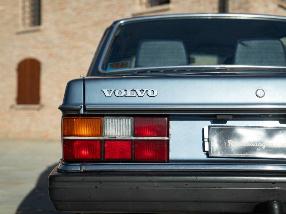 Bild 16/50 von Volvo 240 Diesel (1984)