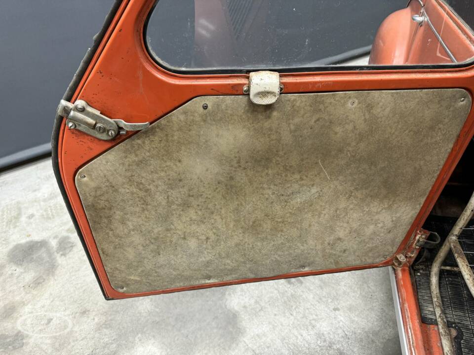 Afbeelding 30/38 van Citroën 2 CV (1959)