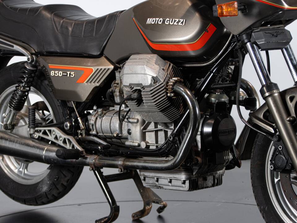 Image 20/50 of Moto Guzzi 850 T 5 (1984)