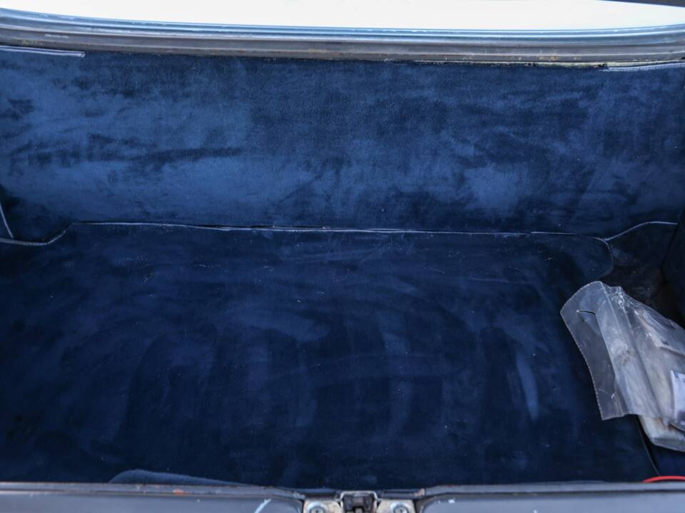 Image 18/19 of Mercedes-Benz 300 SL (1987)