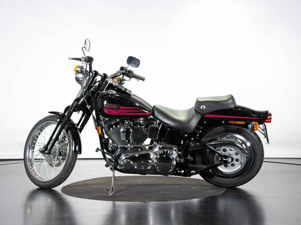 Image 1/50 of Harley-Davidson Bad Boy Softail (1996)