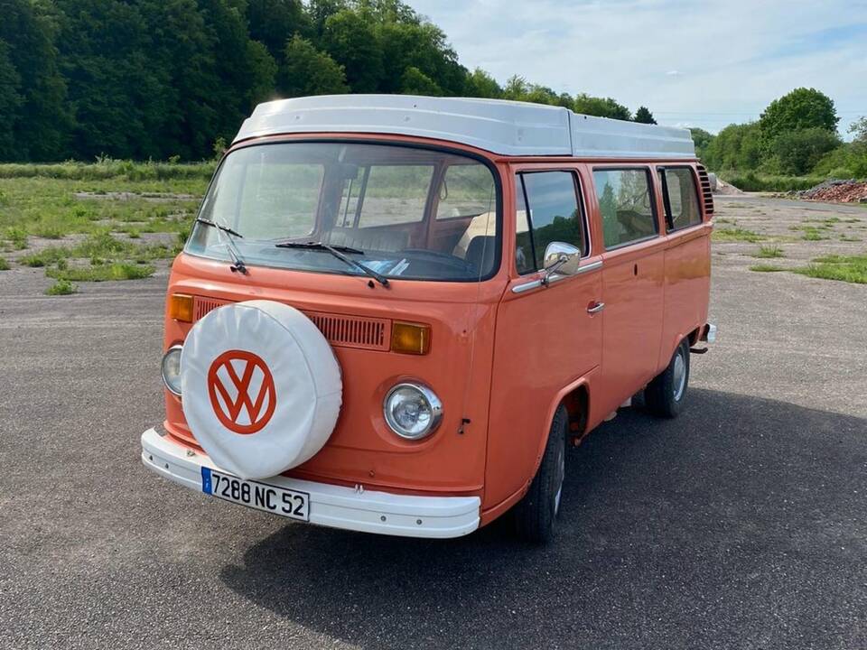 Image 1/8 of Volkswagen T2c Combi (1974)
