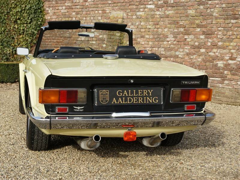 Image 26/50 of Triumph TR 6 (1971)