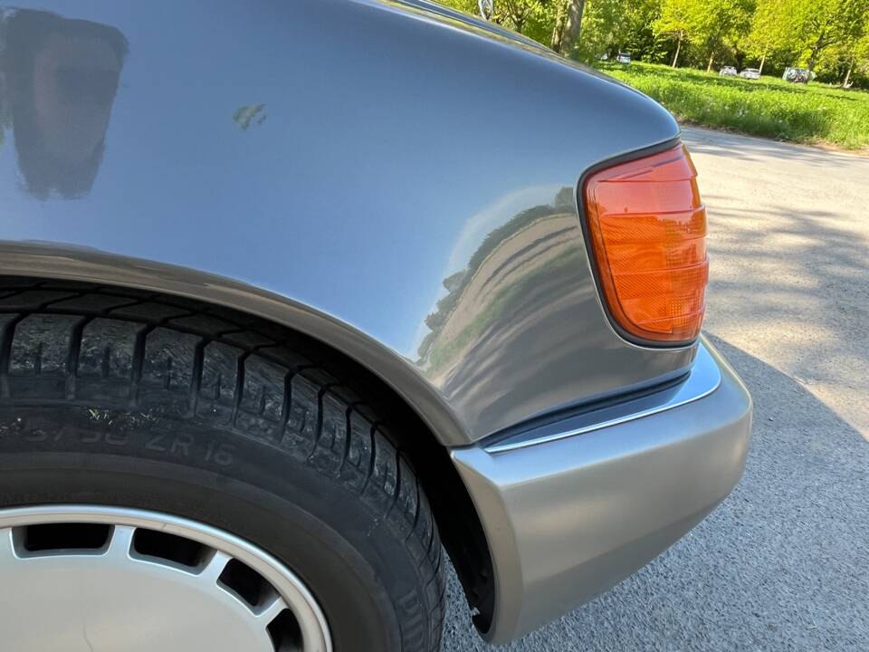 Image 42/44 of Mercedes-Benz 400 SEL (1992)