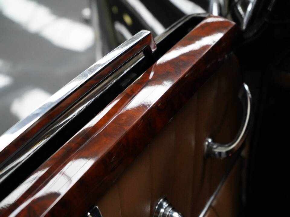 Image 9/10 of Mercedes-Benz 300 S Cabriolet A (1953)