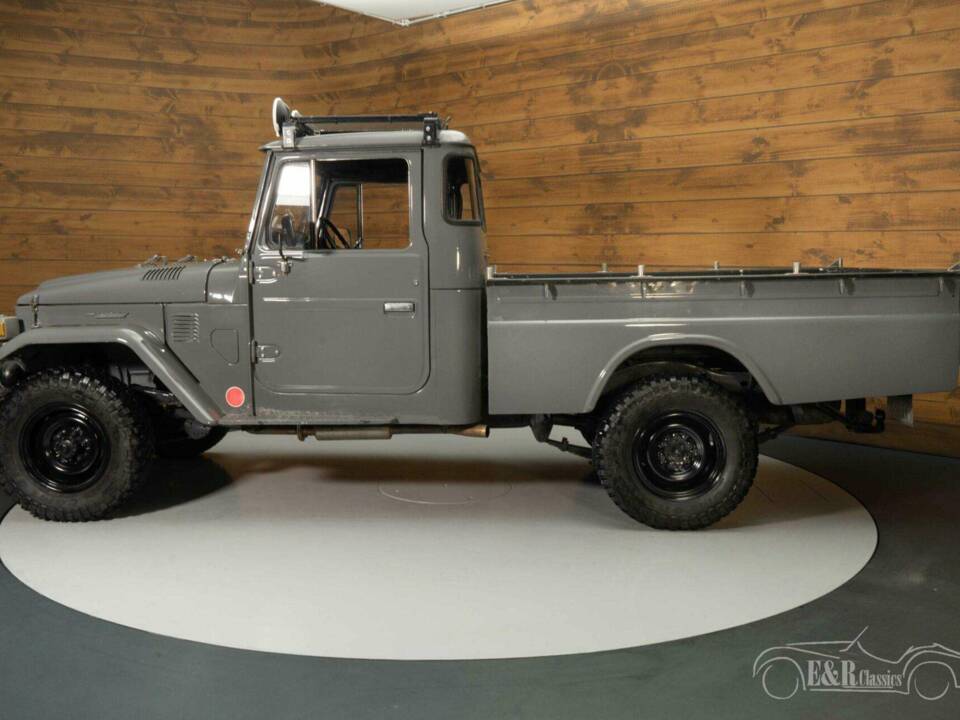 Afbeelding 7/19 van Toyota Land Cruiser FJ 45 (1976)