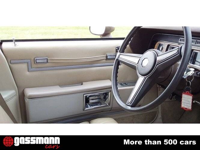 Bild 13/15 von Pontiac Bonneville (1981)