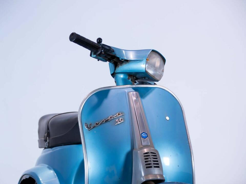 Bild 15/42 von Piaggio Vespa 50 Special (1972)