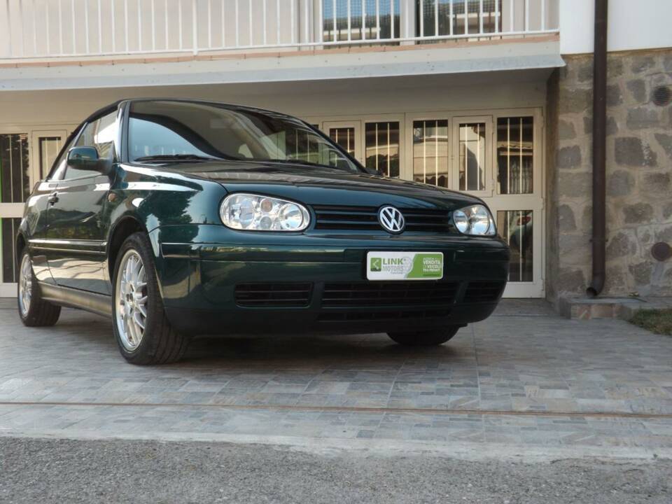 Image 3/50 of Volkswagen Golf III Cabrio 1.6 (1998)