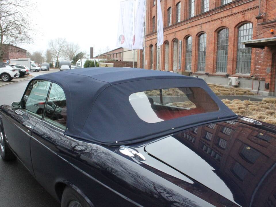 Bild 19/27 von Daimler Double Six Avon-Stevens (1978)