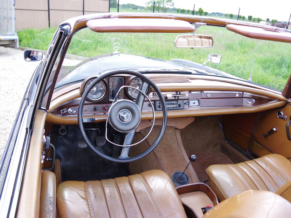 Afbeelding 19/32 van Mercedes-Benz 250 SE (1967)