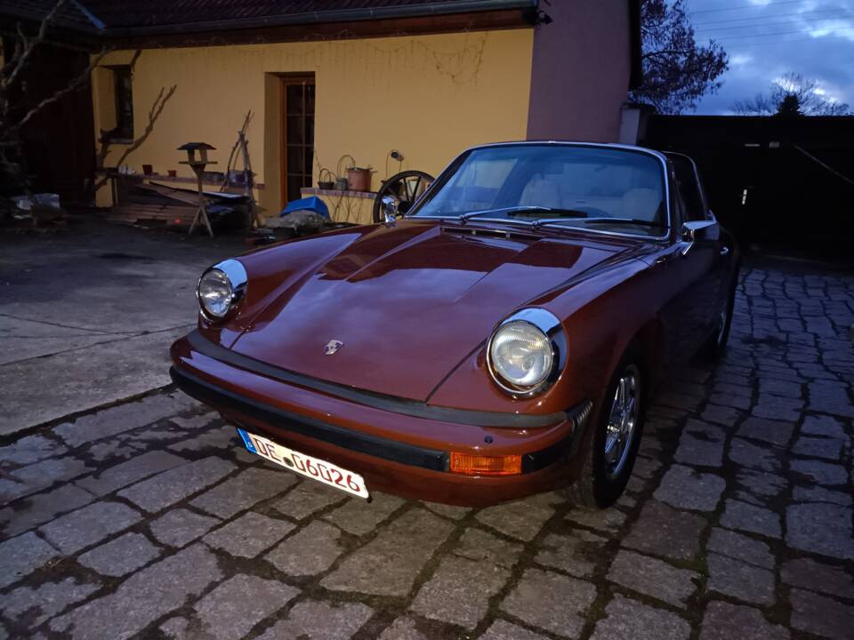 Image 11/19 of Porsche 911 2.7 S (1975)