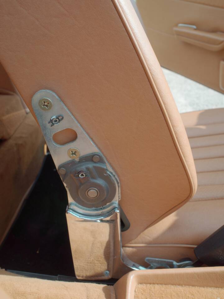 Image 13/15 of Mercedes-Benz 280 SL (1983)