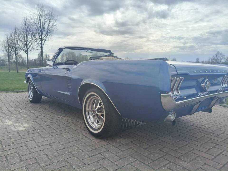 Image 5/8 of Ford Mustang 289 (1967)