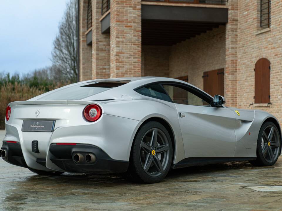 Afbeelding 7/50 van Ferrari F12berlinetta (2013)