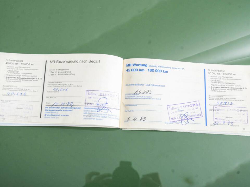 Afbeelding 46/50 van Mercedes-Benz 300 D (1978)