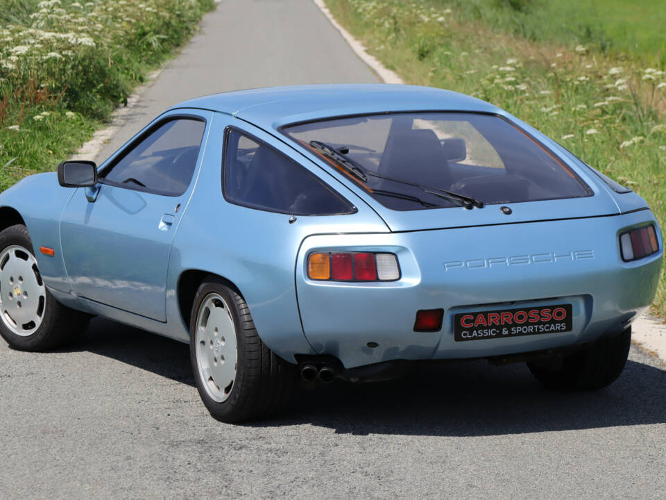 Image 40/42 de Porsche 928 (1979)