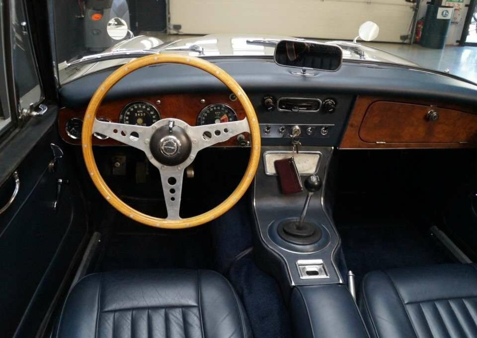 Image 9/50 de Austin-Healey 3000 Mk III (BJ8) (1965)