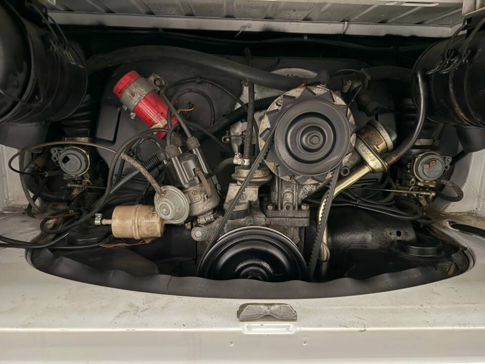 Image 14/17 of Volkswagen T2c Combi (1991)