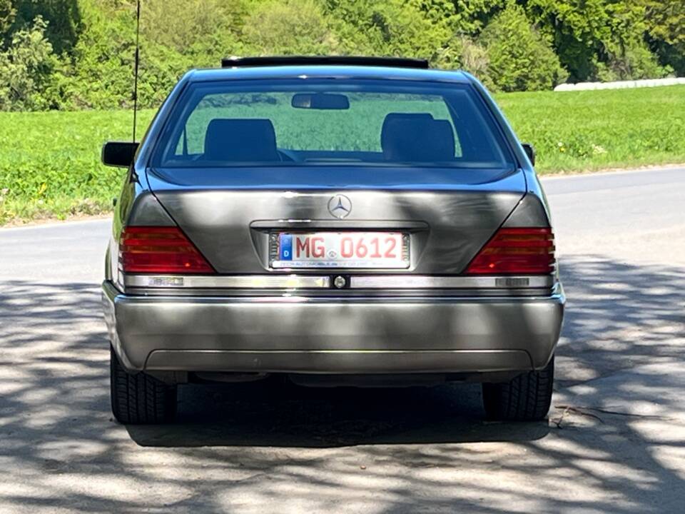 Image 12/44 of Mercedes-Benz 400 SEL (1992)