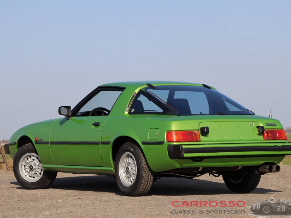 Image 24/50 of Mazda RX-7 (1980)