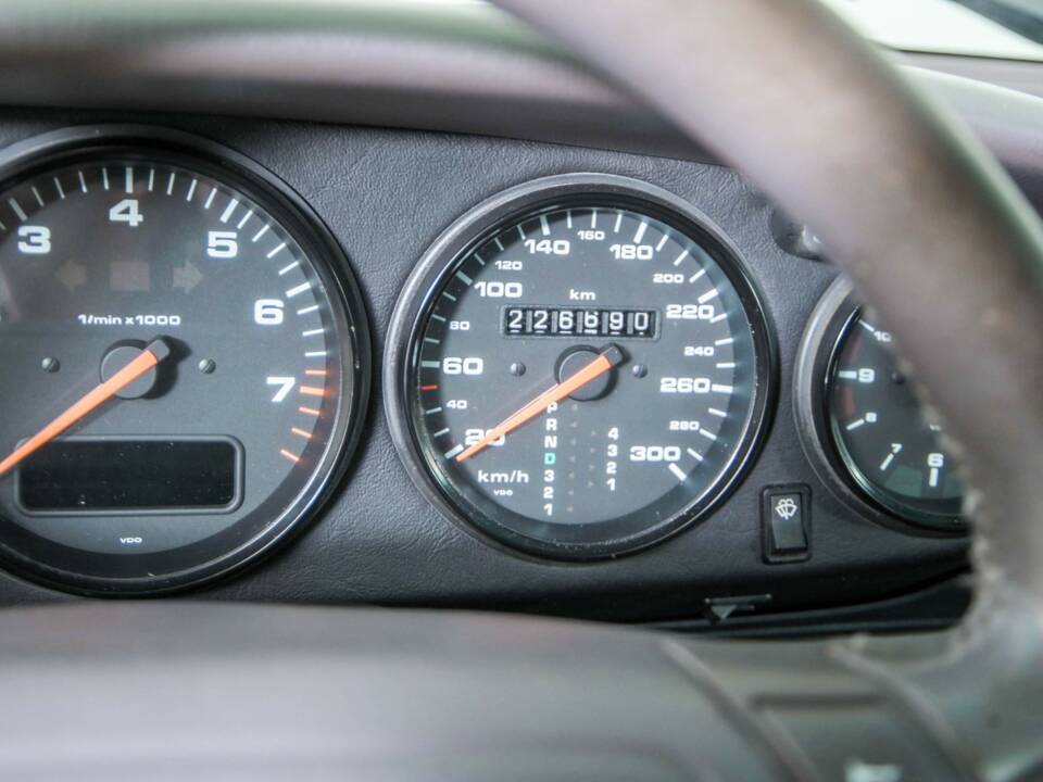 Bild 19/50 von Porsche 911 Carrera 2 (1991)