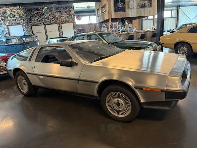Immagine 7/19 di DeLorean DMC-12 (1981)