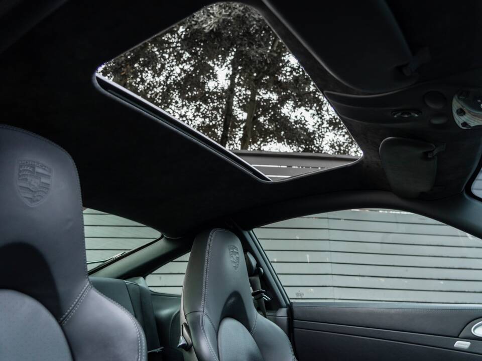 Bild 24/60 von Porsche 911 Turbo (2011)