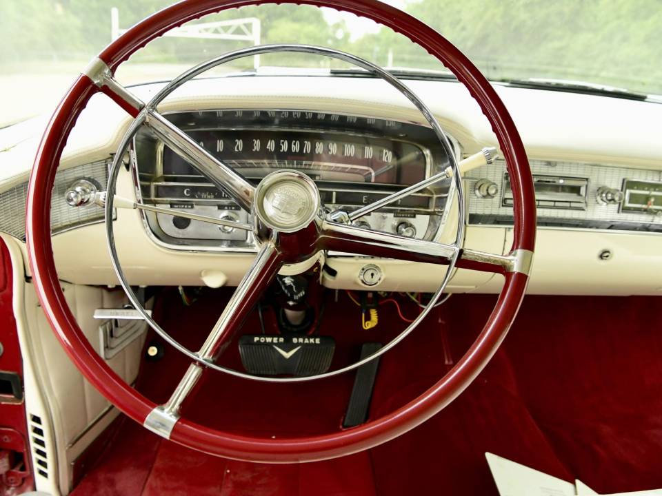 Image 42/50 de Cadillac 62 Coupe DeVille (1956)