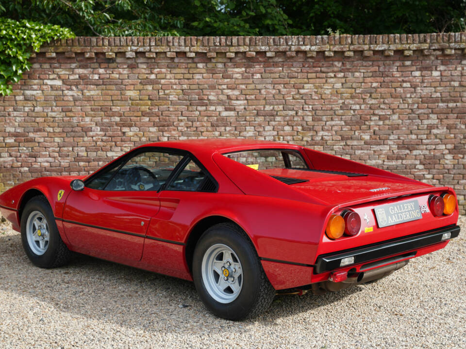 Immagine 2/50 di Ferrari 308 GTB (1977)