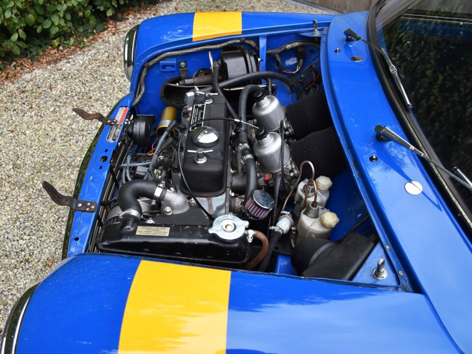 Image 30/32 of Mini 1275 GT (1977)
