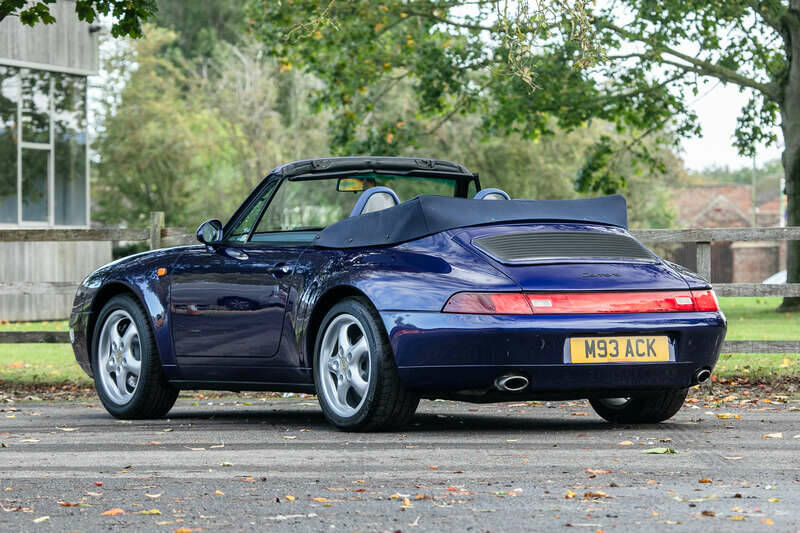 Image 4/41 of Porsche 911 Carrera (1995)