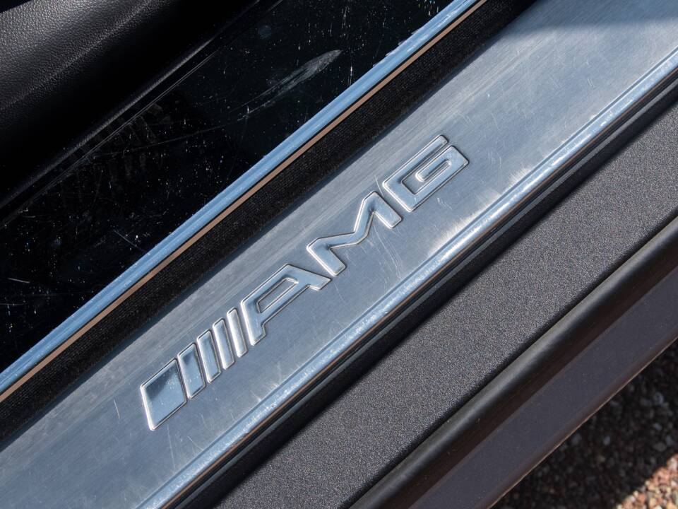 Bild 17/50 von Mercedes-Benz SL 65 AMG (2006)