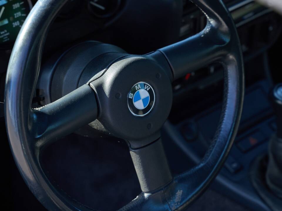 Bild 12/21 von BMW Z1 Roadster (1989)